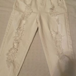 NWOT White boyfriend jeans